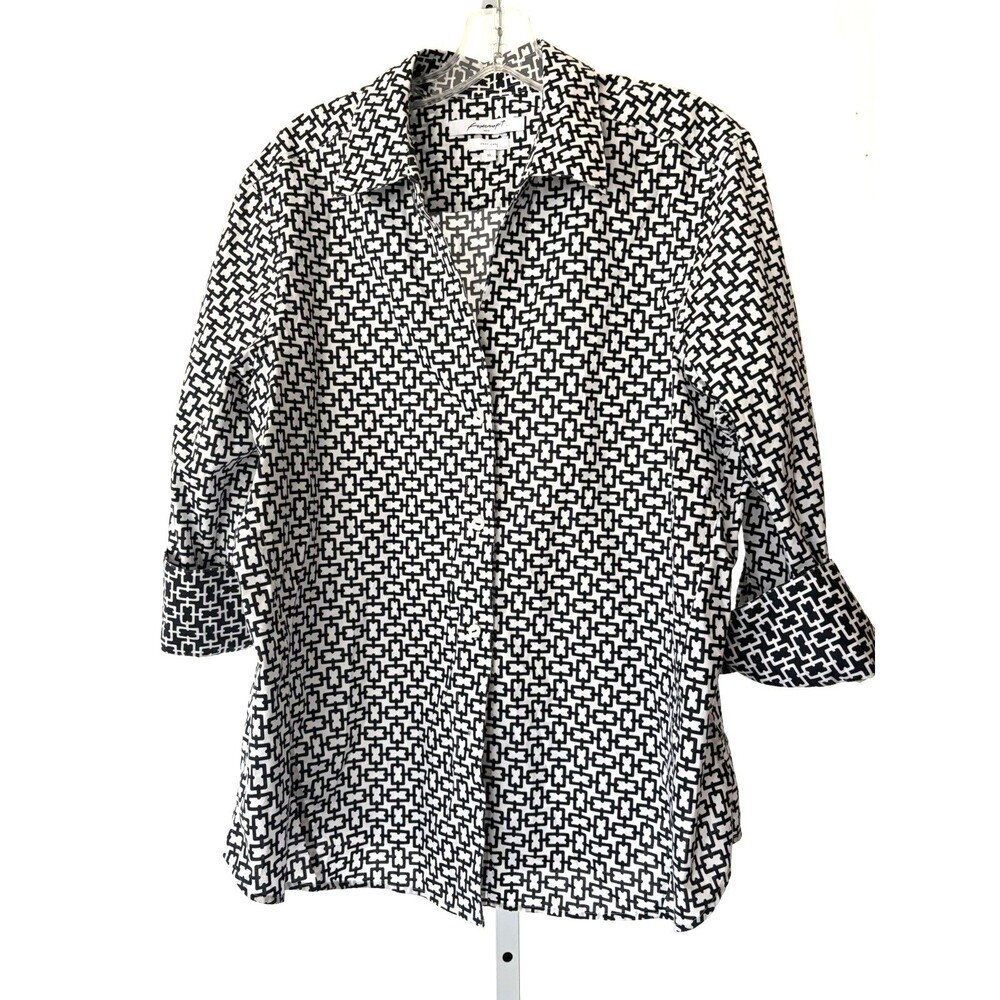 Women’s Foxcroft Black White Button Down Geometric Easy Care Xl